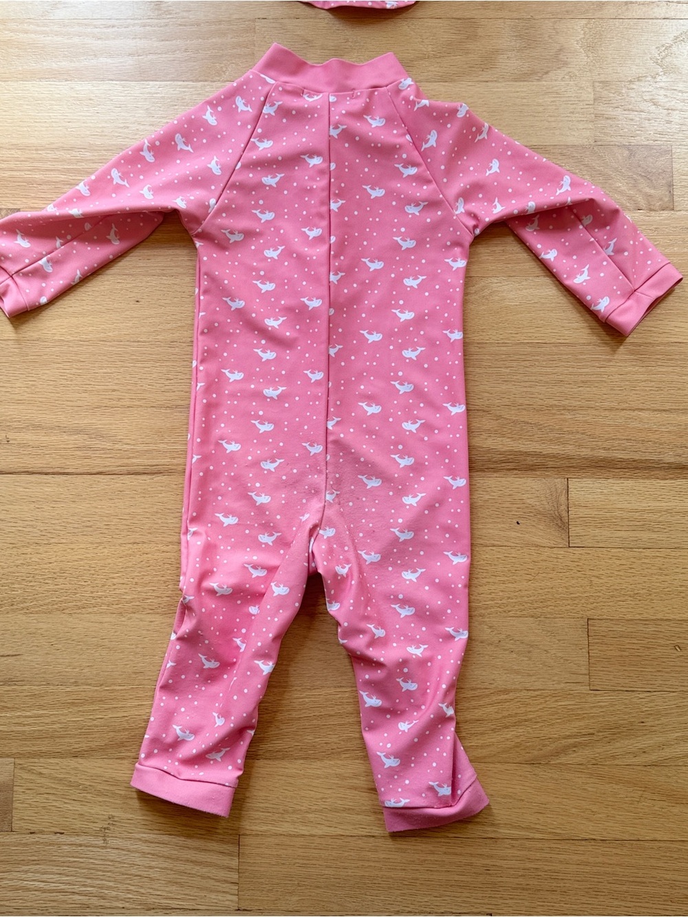 For Love Baby Pink Whale One-Piece Swimsuit / Rash Guard Set & Hat | 12-18M - Picture 4 of 6